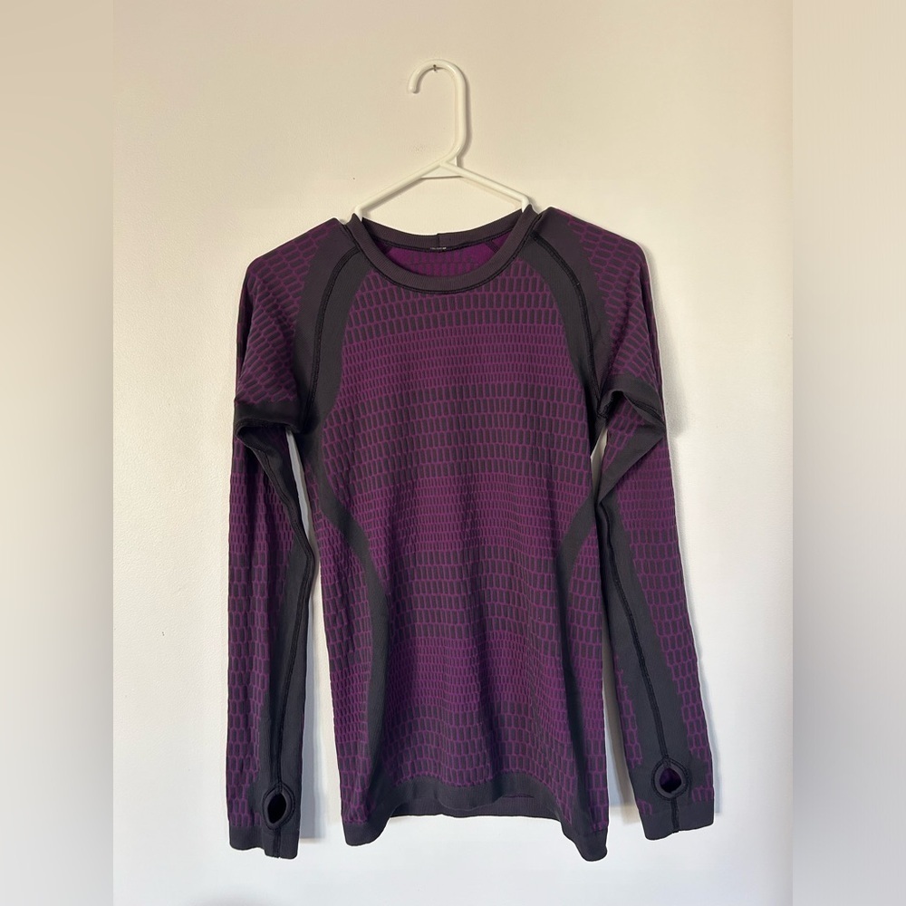 Lululemon About That Base Long Sleeve Black / Tender Violet Size 6